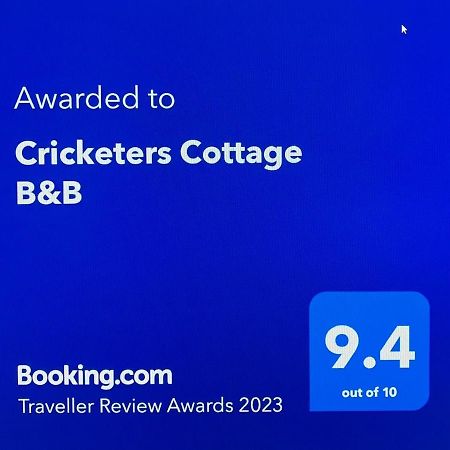 Cricketers Cottage B&B West Malling Bagian luar foto