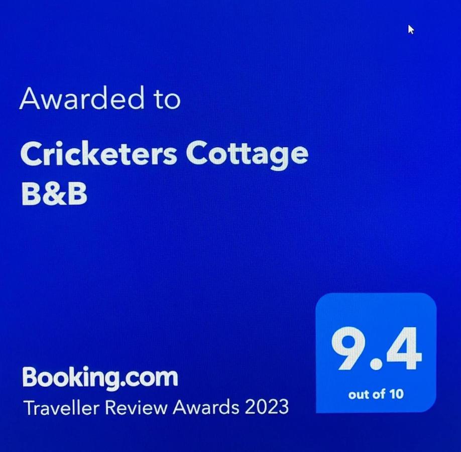 Cricketers Cottage B&B West Malling Bagian luar foto
